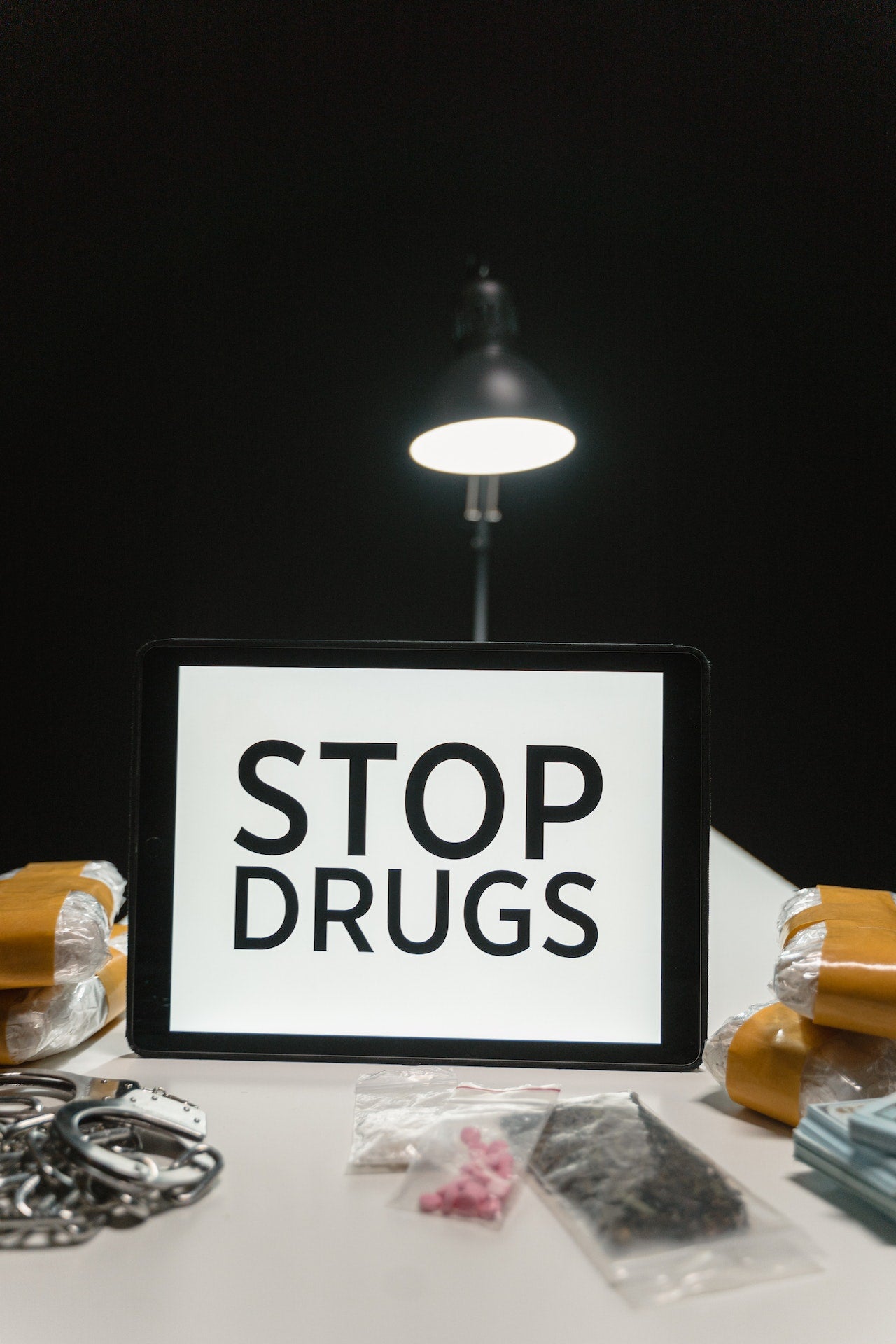 CAN DRUG TESTING KITS UK HELP US INTRODUCE RANDOM DRUG TESTING IN THE WORKPLACE?